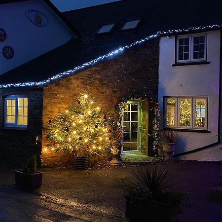 The Thelbridge Cross Inn كرديتون المظهر الخارجي الصورة