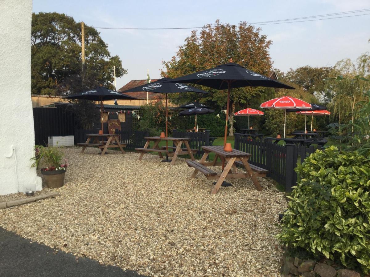 The Thelbridge Cross Inn كرديتون المظهر الخارجي الصورة