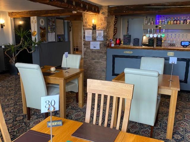 The Thelbridge Cross Inn كرديتون المظهر الخارجي الصورة